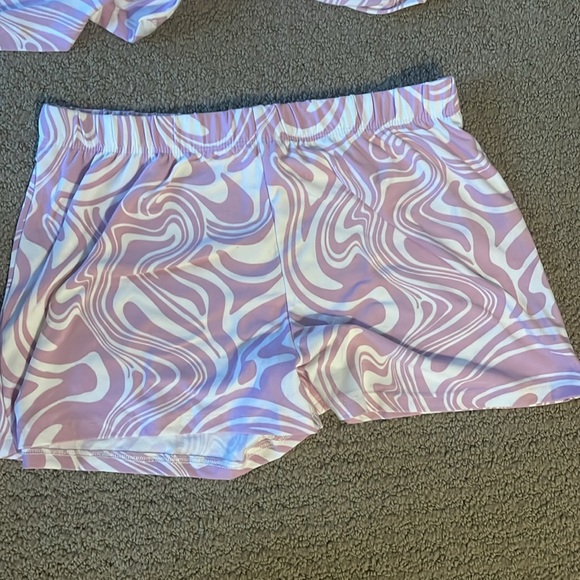 Pyjama Set - Picture 2 of 3